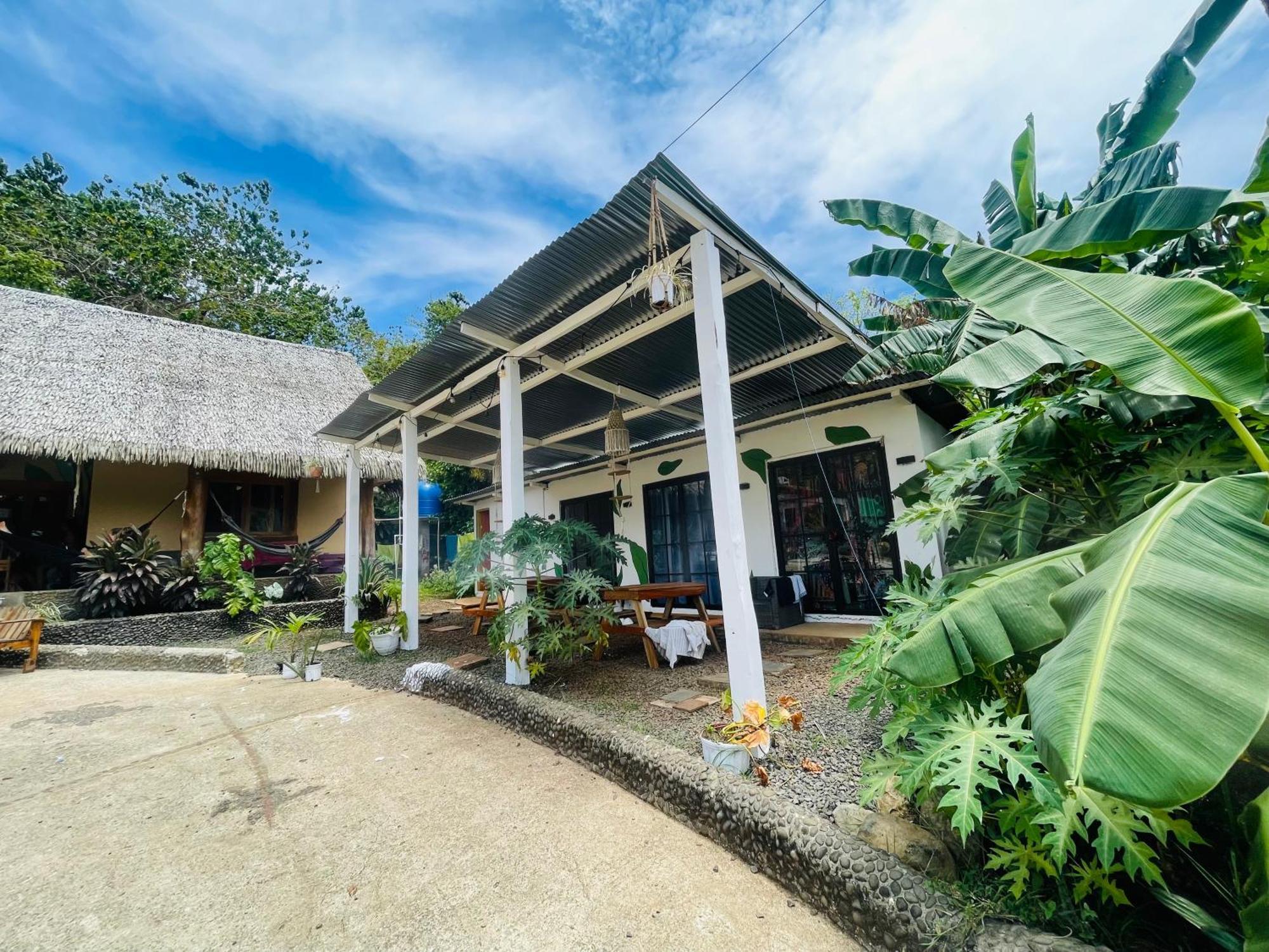 סנטה קתרינה Urbanos Jungle Hostel מראה חיצוני תמונה